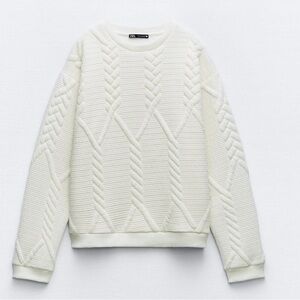 NWOT Zara Quilted Sweatshirt